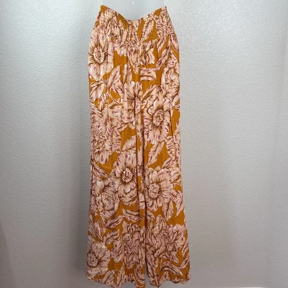 Band Of The Free ARIZONA GOLD FLORAL WIDE LEG PANTS Size Large NWT - Picture 5 of 11
